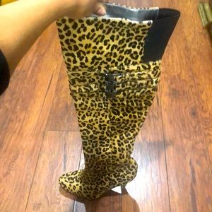 Leopard Calvin Klein Boots “Mohair Material”